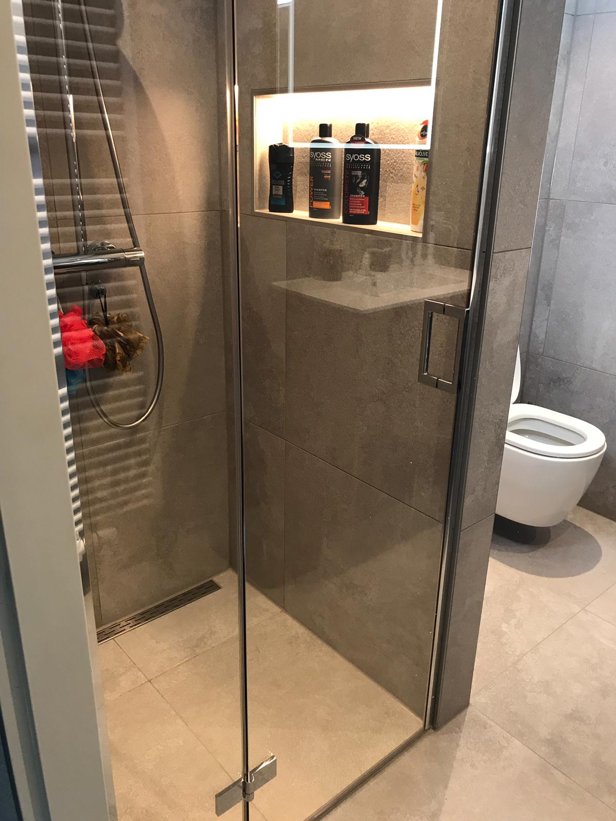 Complete badkamer renovatie te Barneveld - | Jetten Installatietechniek Woudenberg